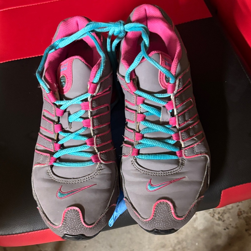 Nike Women's Athletic Shoes in Gray with Pink and Blue Accents